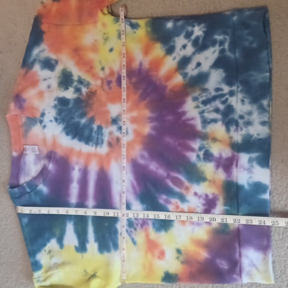 90 Degree By Reflex Handmade Tie-Dye Sweatshirt - Picture 4 of 13
